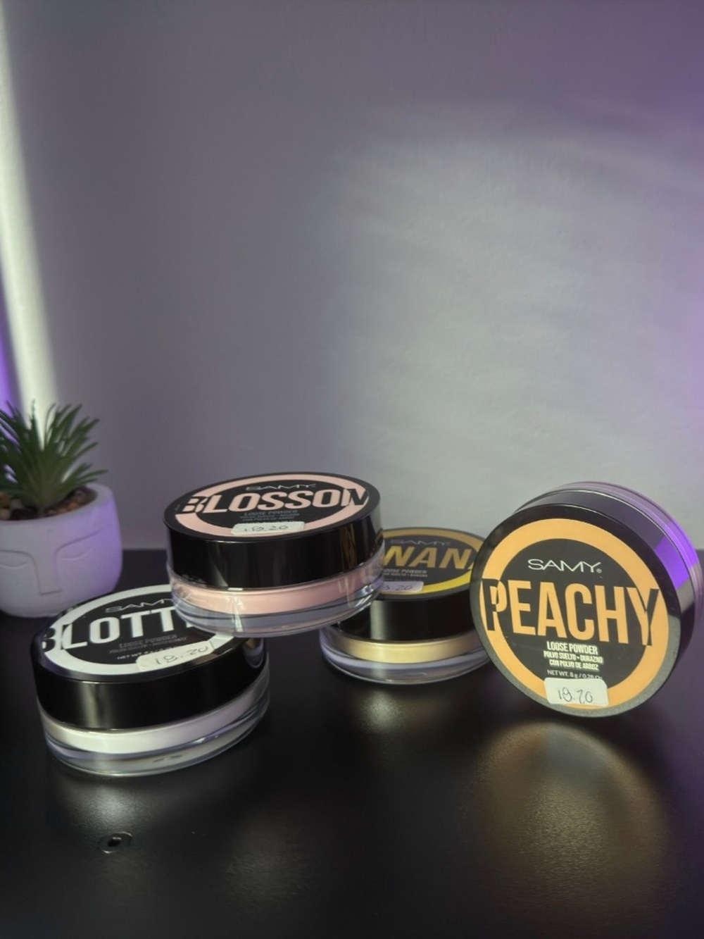 Loose powder